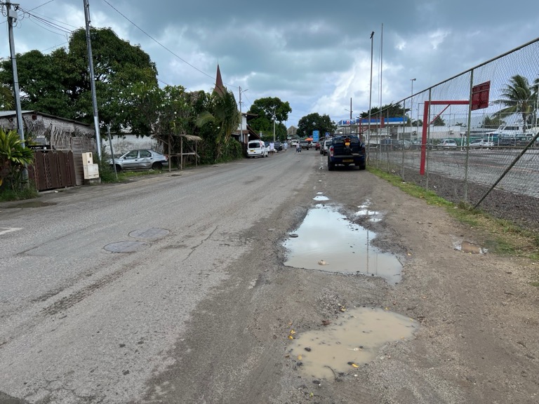Road through Viatape