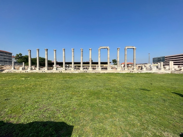 Agora Columns